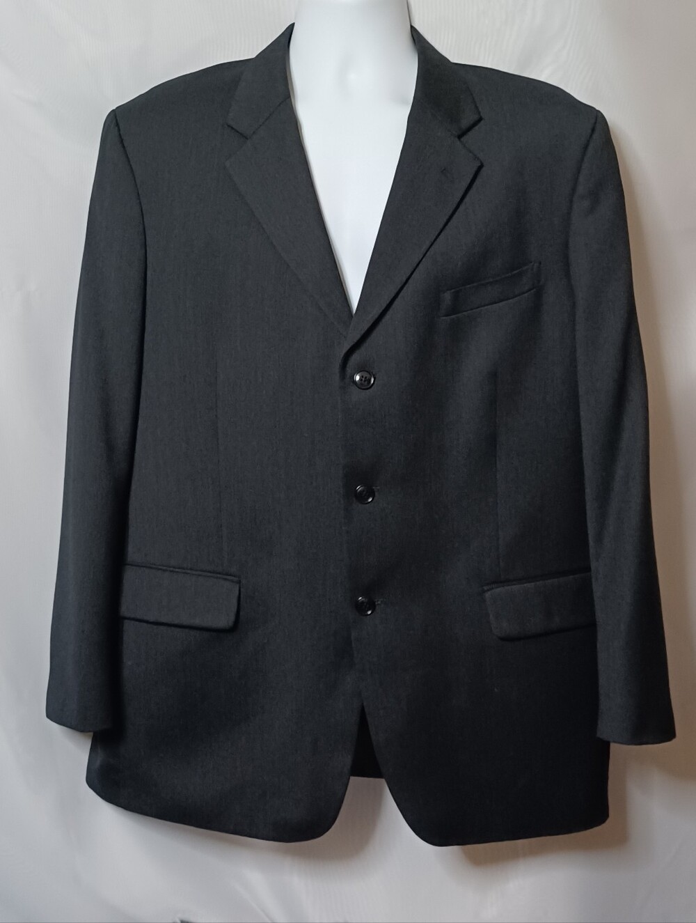 Albert Nipon Men's Classic Dark Gray Blazer. 44R